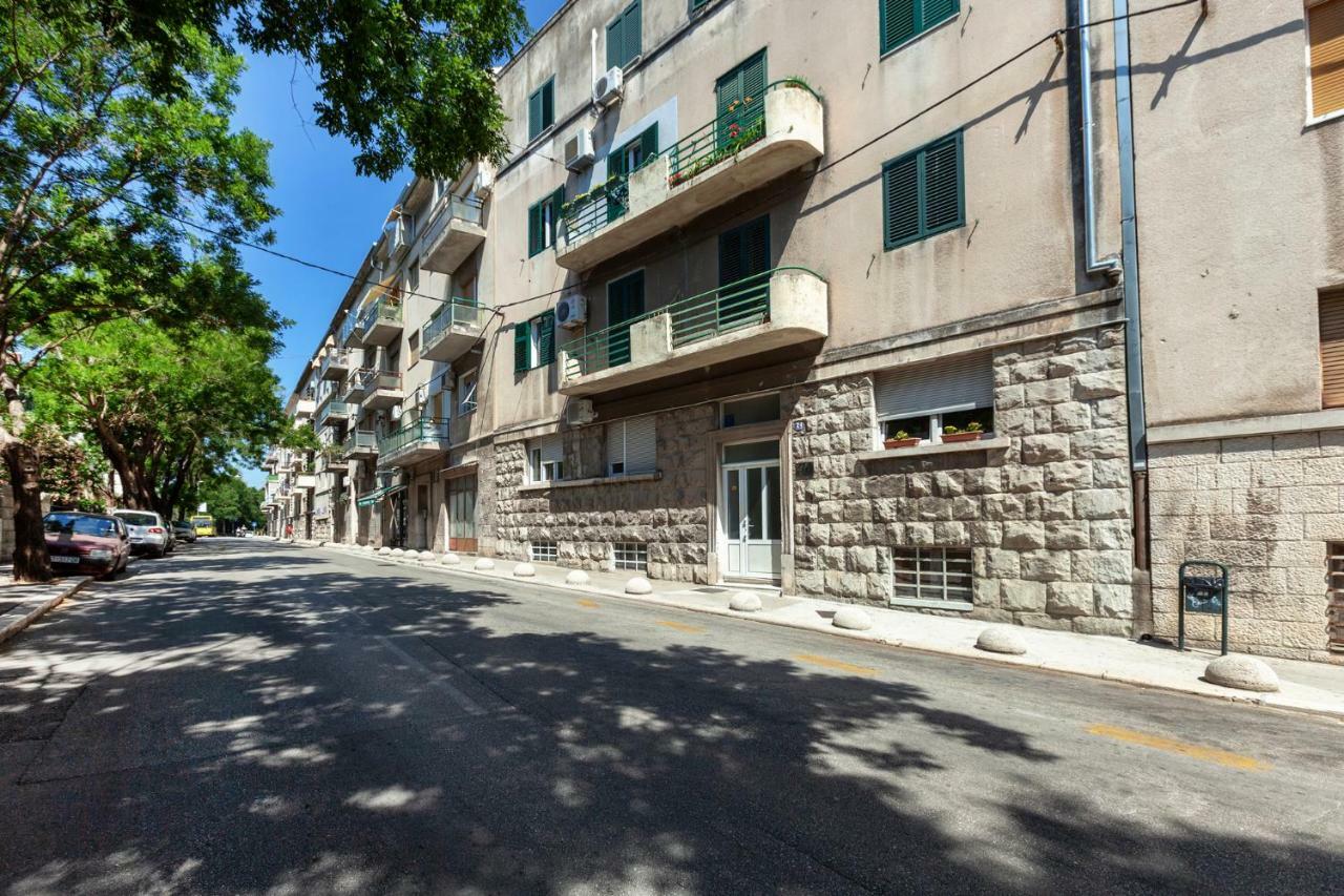 Studio Apartment Toma Split Exterior foto